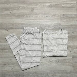 32 Degrees Heat Gray Patterned Pajama Set Base Layer